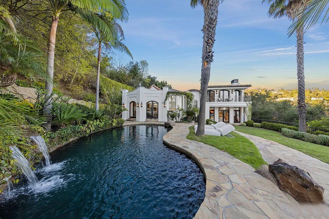 Photo of Outdoor in Beverly Glen