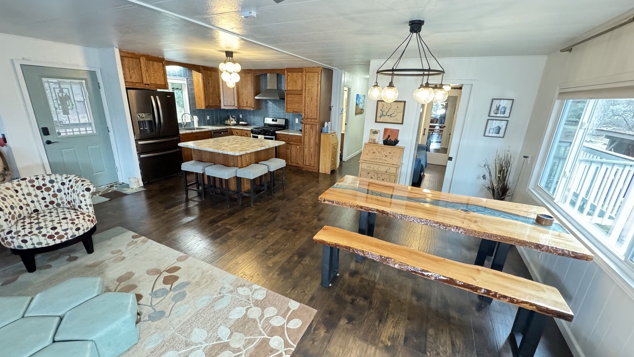 Photo of Kitchen in Lakehead-Lakeshore