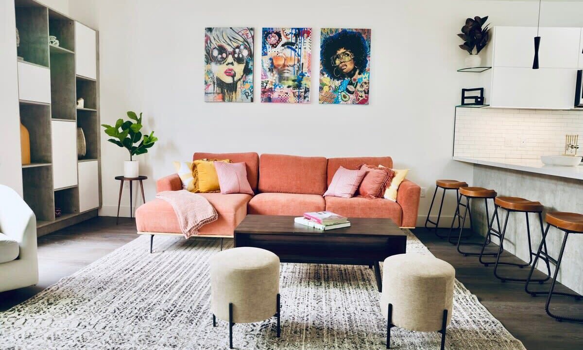 Photo of Livingroom in Del Rey