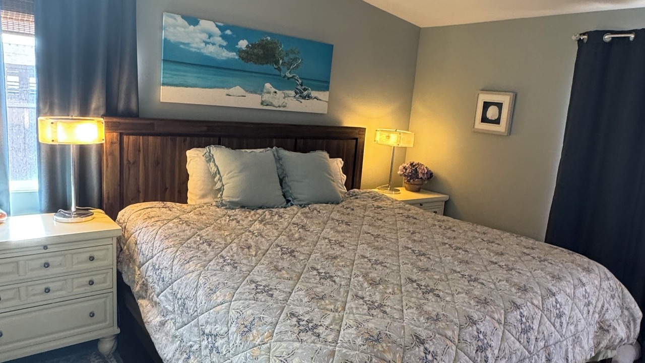 Photo of Bedroom in North Pacific Beach