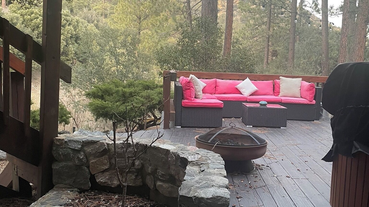 Photo of Patio Balcony in Pine Mountain Club