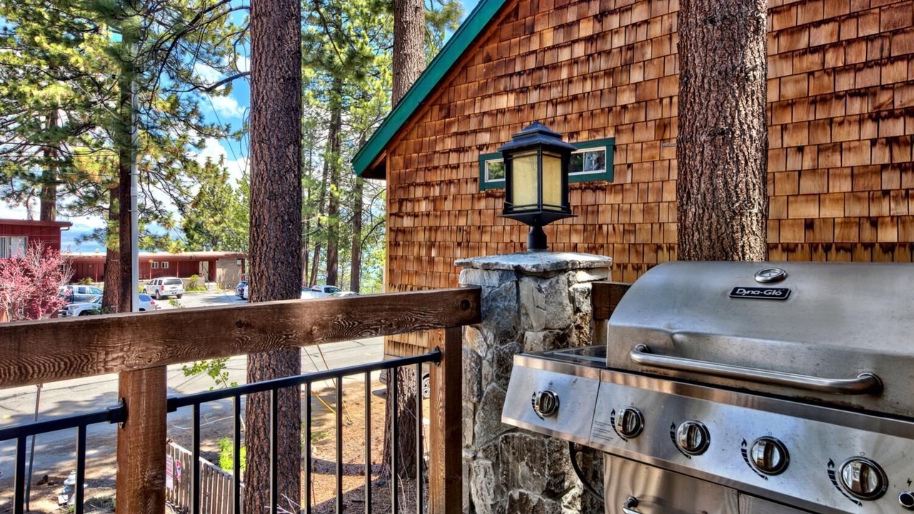 Photo of Outdoor in Al Tahoe
