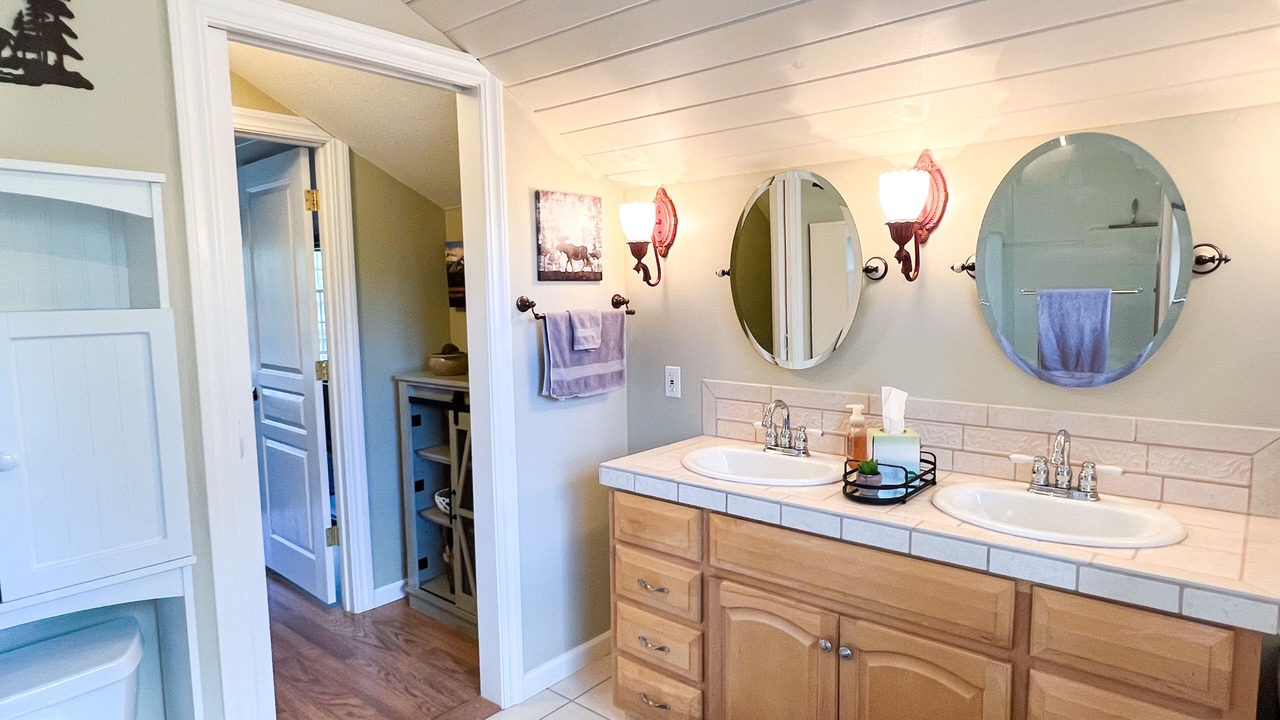 Photo of Bathroom in Burney
