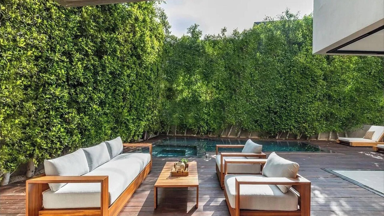 Photo of Outdoor in Beverly Grove