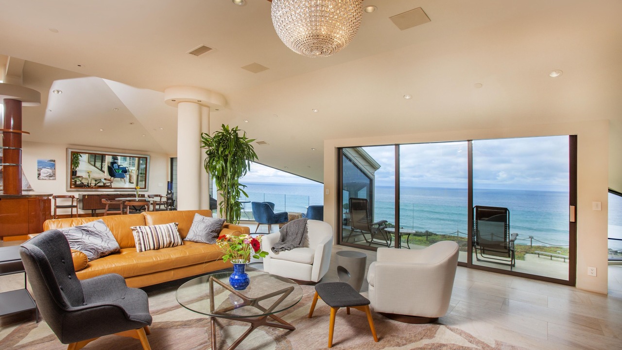 Photo of Livingroom in Solana Beach