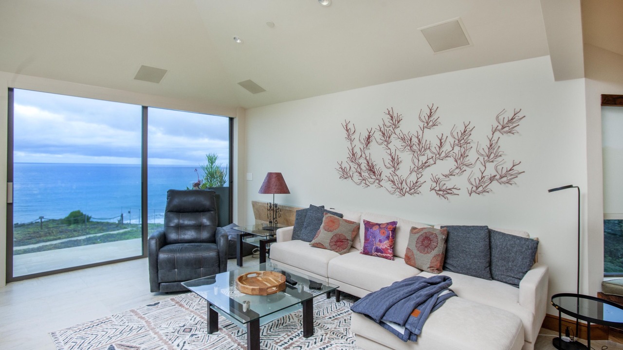Photo of Livingroom in Solana Beach