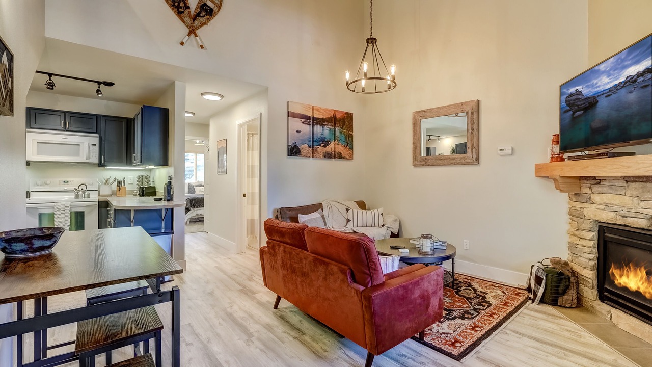 Photo of Livingroom in Tahoe Village