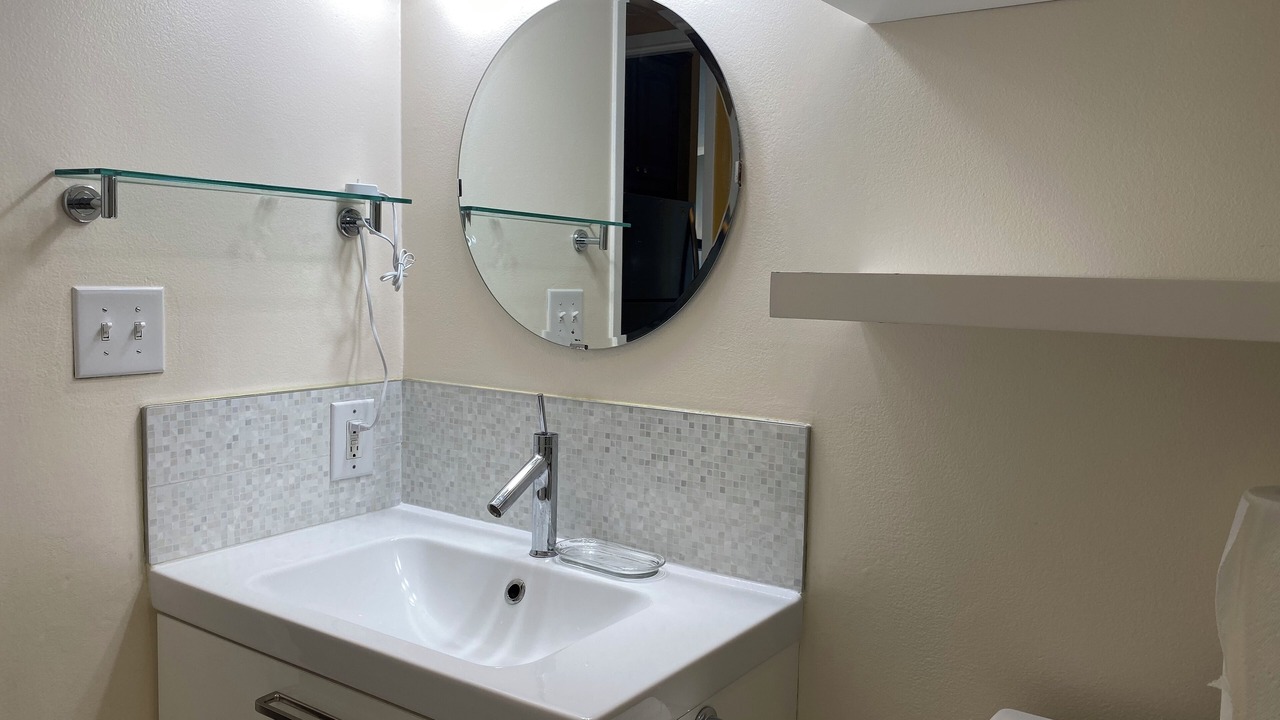 Photo of Bathroom in Cathedral Hill
