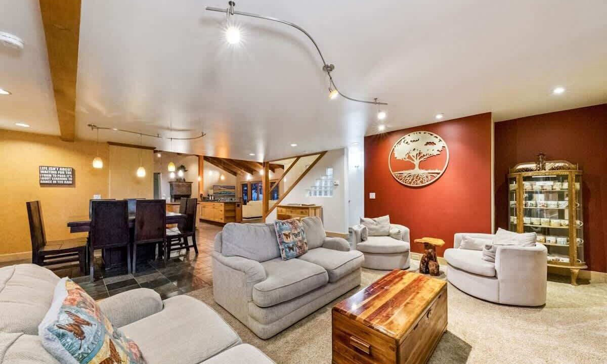 Photo of Others in Montgomery Estates