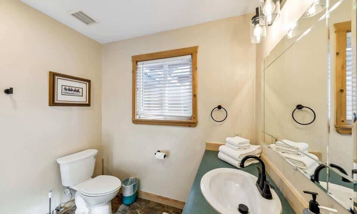 Photo of Bathroom in Montgomery Estates