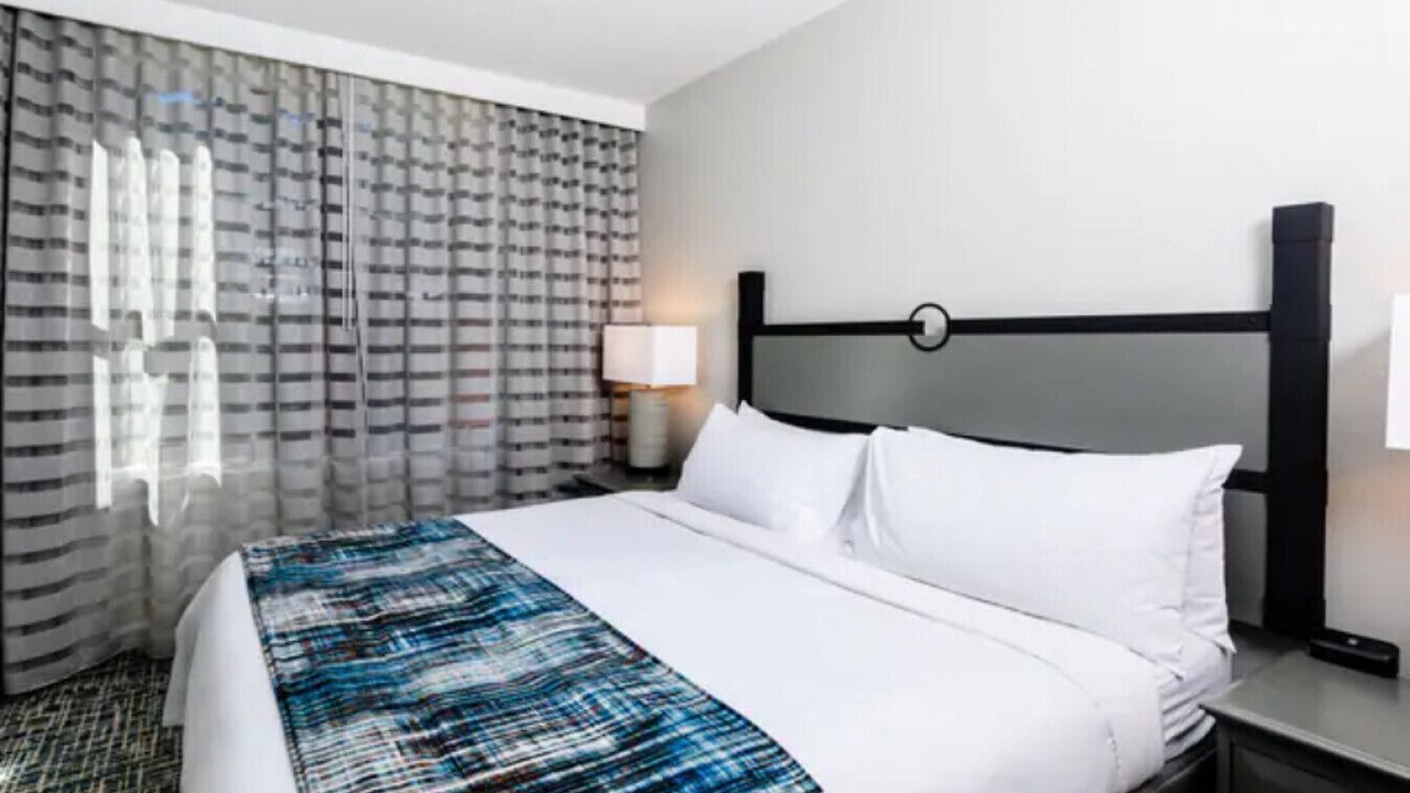 Photo of Bedroom in Lakeside Park