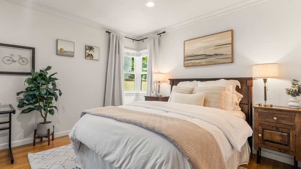Photo of Bedroom in West Los Angeles