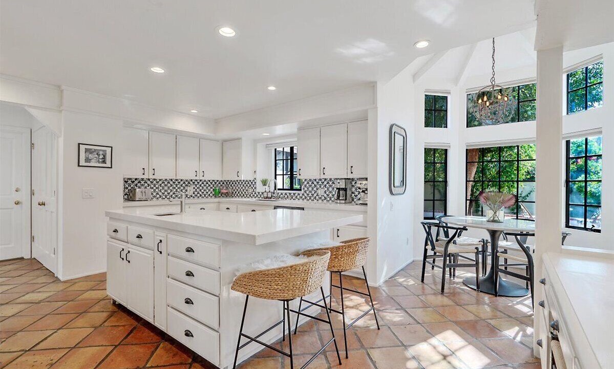 Photo of Kitchen in The Movie Colony