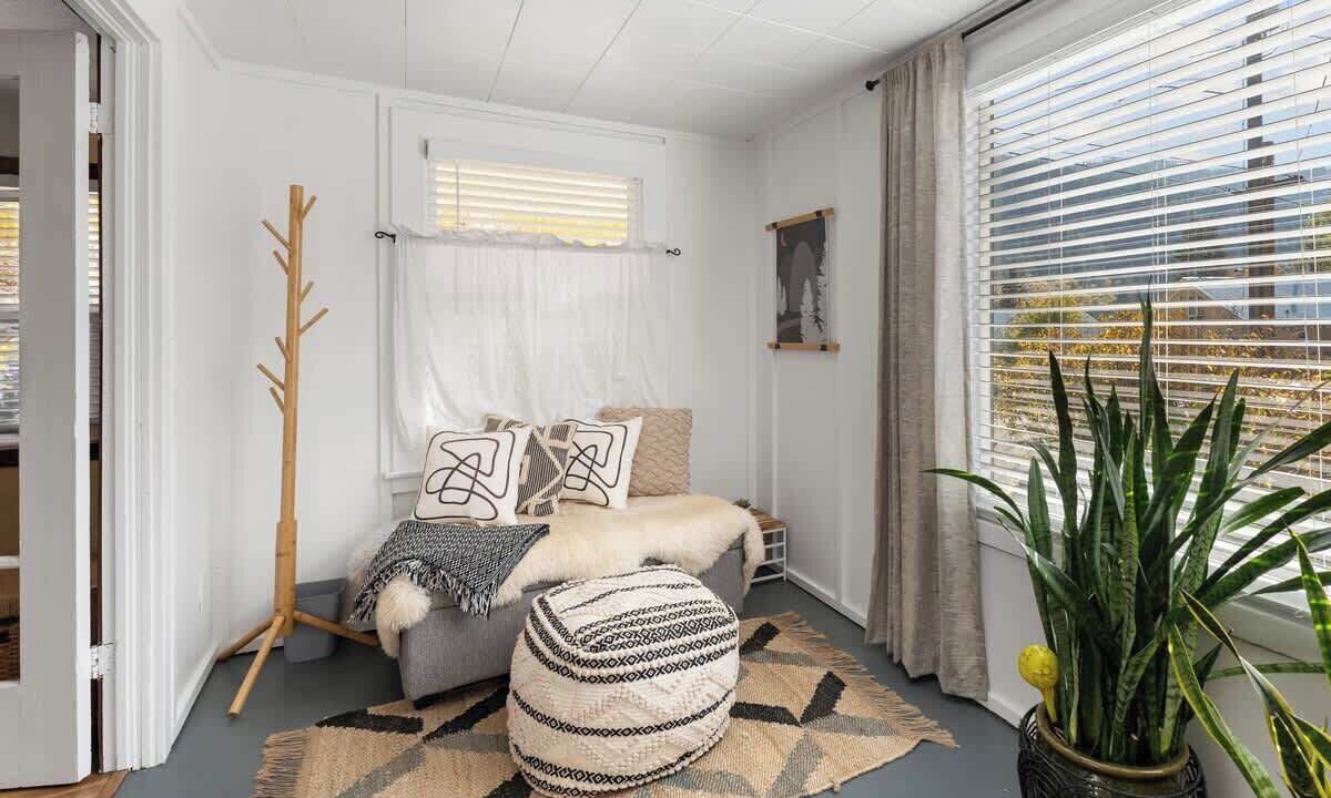Photo of Bedroom in Dunsmuir