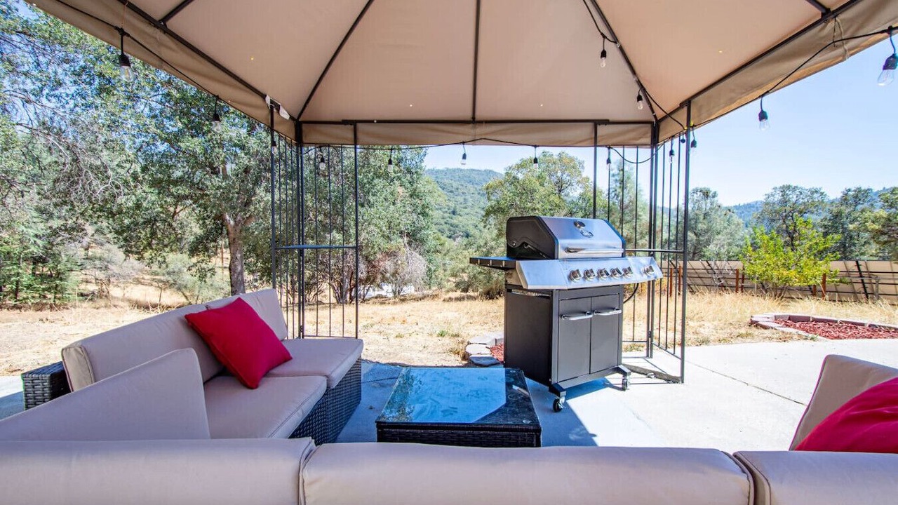 Photo of Patio Balcony in Oakhurst