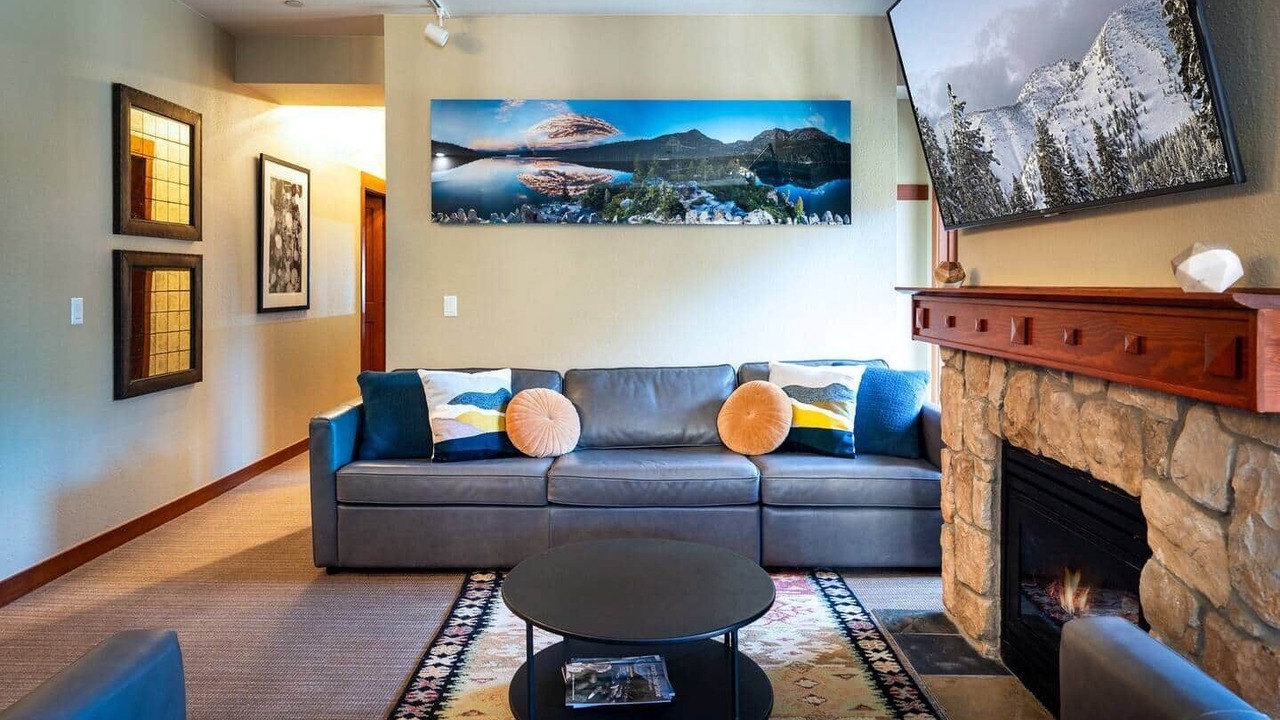 Photo of Livingroom in Olympic Valley