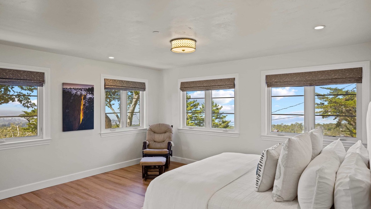 Photo of Bedroom in Northeast Carmel