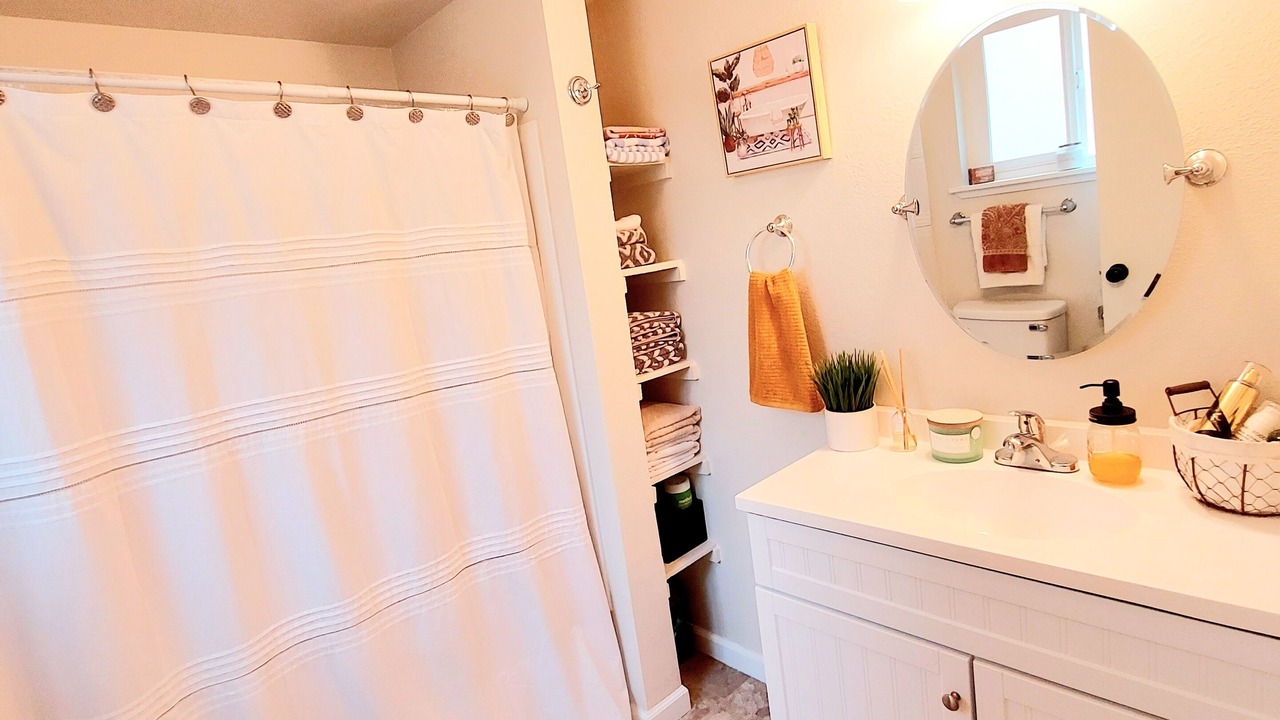 Photo of Bathroom in McCloud