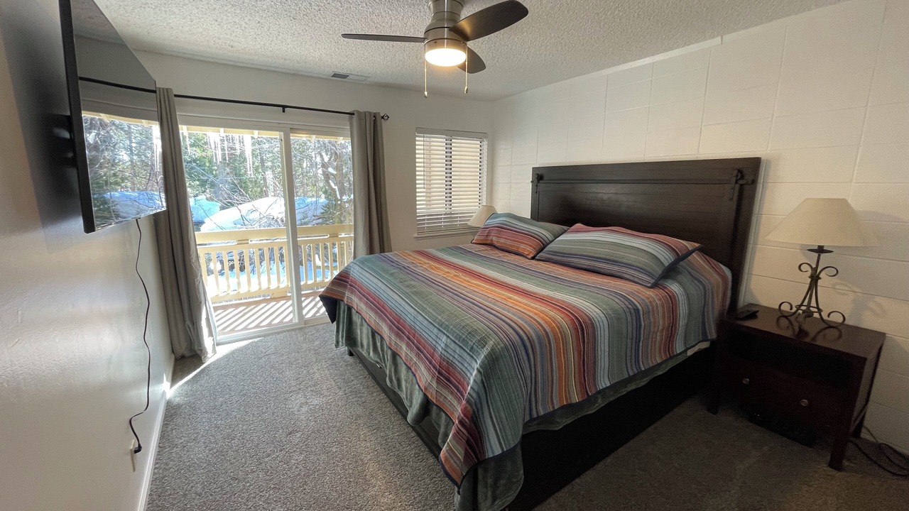 Photo of Bedroom in Lake Forest