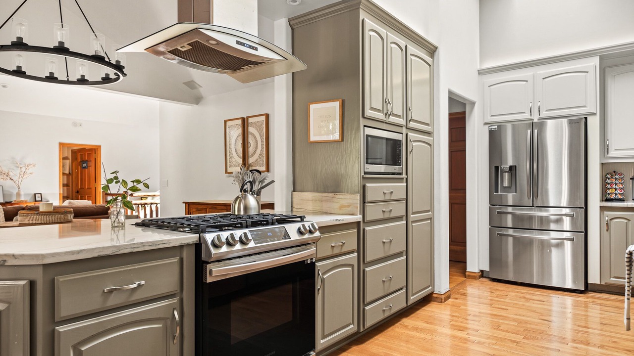 Photo of Kitchen in Lake Arrowhead