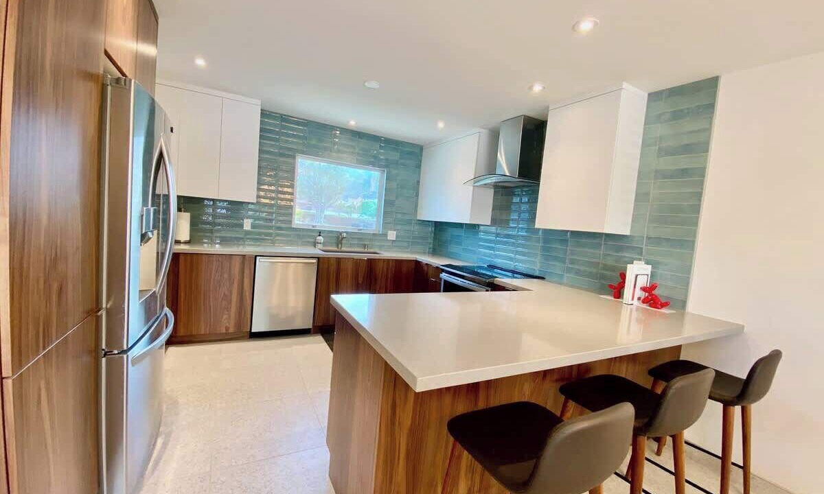 Photo of Kitchen in Canyon Corridor