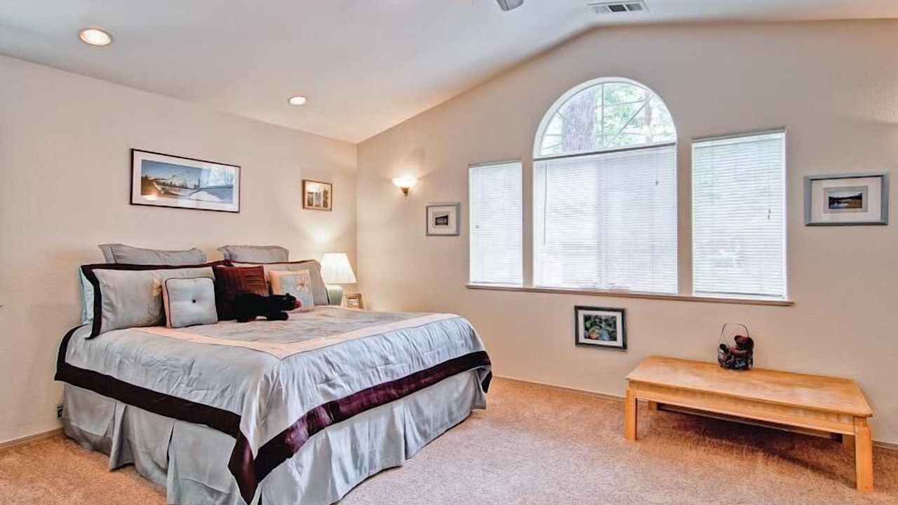 Photo of Bedroom in Yosemite West