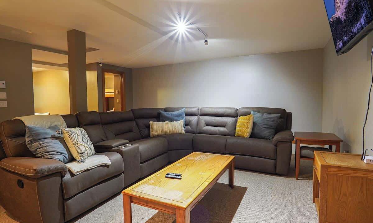 Photo of Livingroom in Glacier