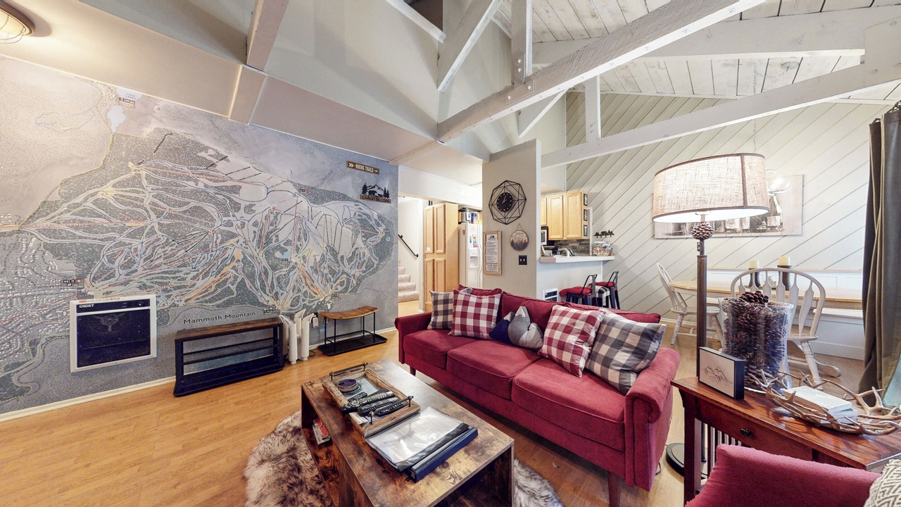 Photo of Livingroom in Majestic Pines