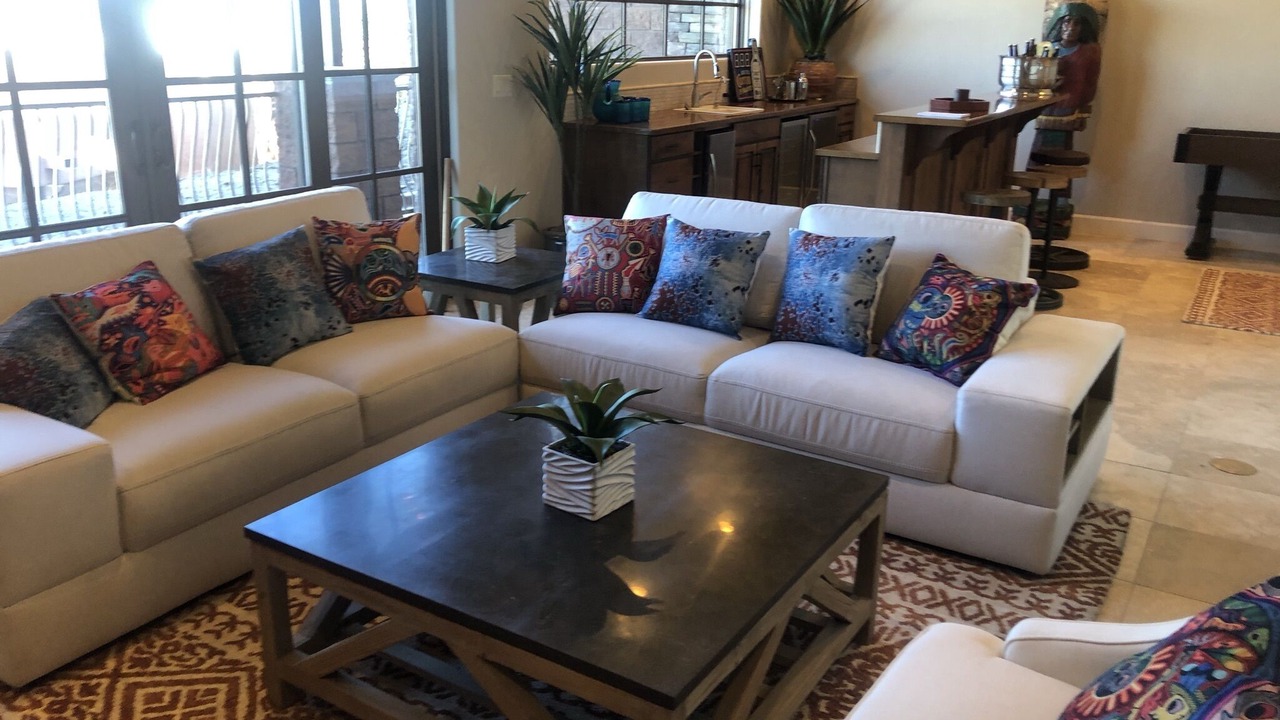 Photo of Livingroom in Parker Strip