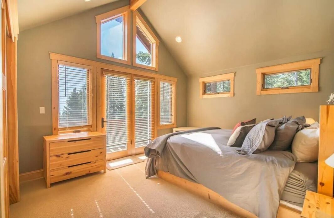 Photo of Others in Tahoe Vista