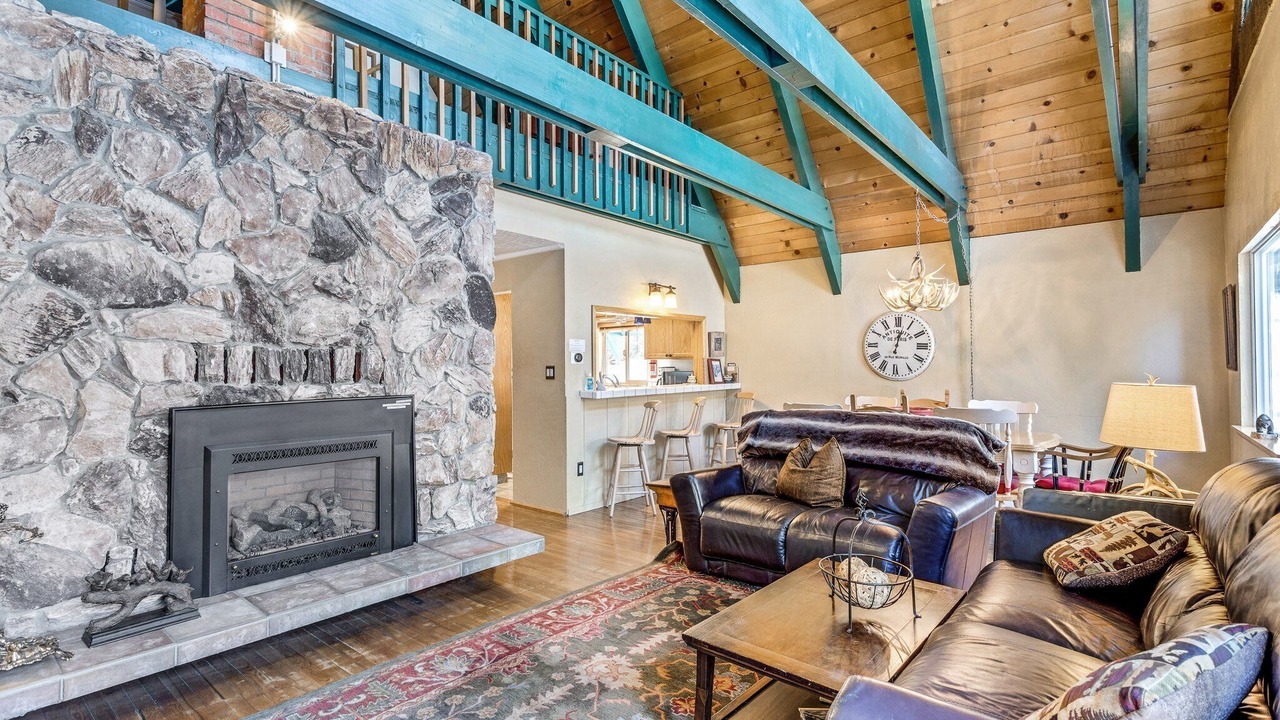 Photo of Bedroom in Bear Valley