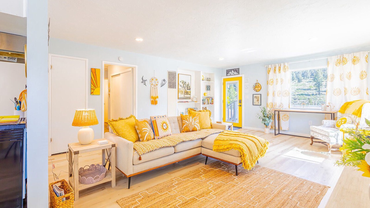 Photo of Livingroom in Wrightwood