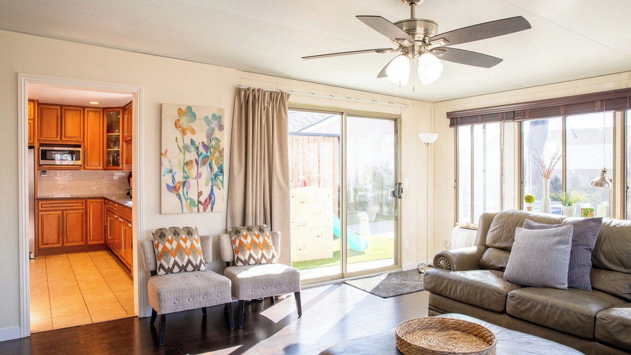 Photo of Livingroom in Hermosa Village