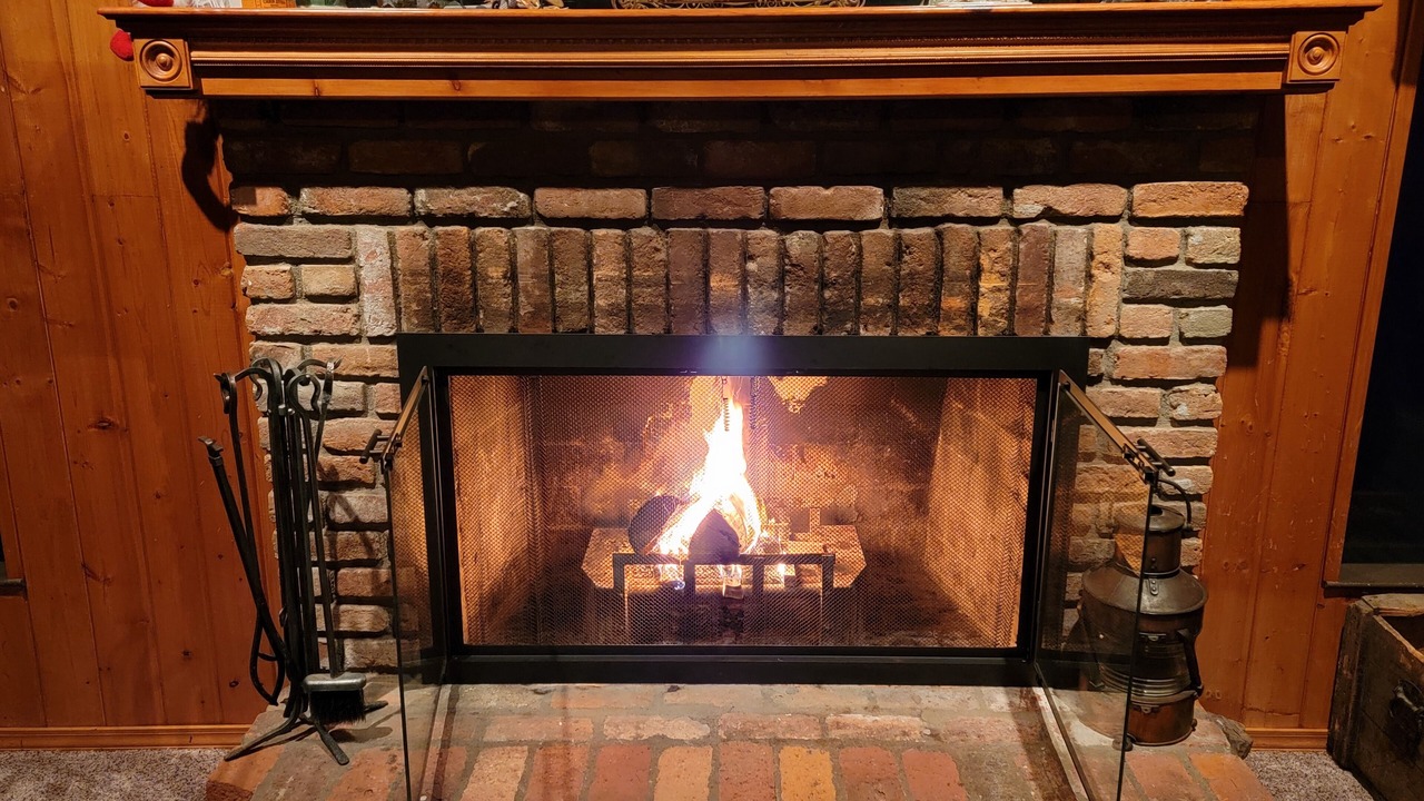Photo of Livingroom in Lakehead-Lakeshore