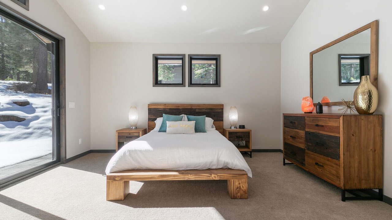 Photo of Bedroom in Ponderosa Palisades