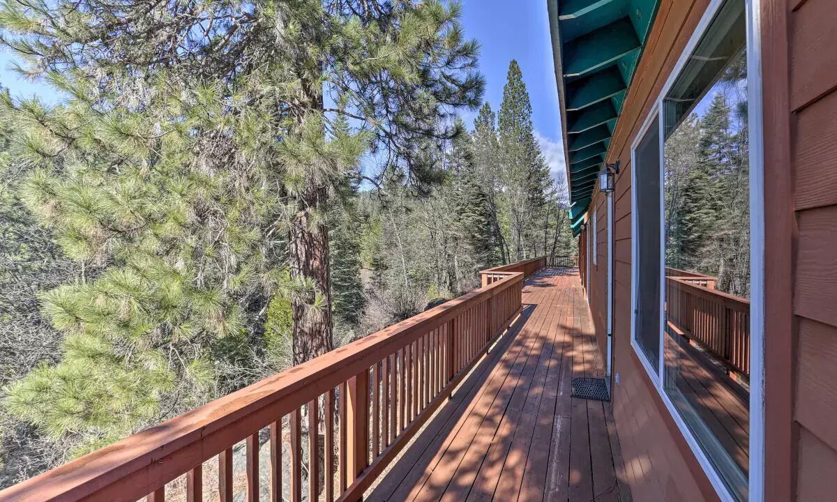 Photo of Outdoor in McCloud