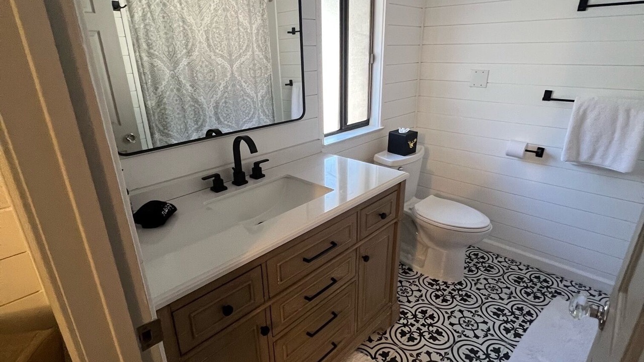 Photo of Bathroom in Montgomery Estates