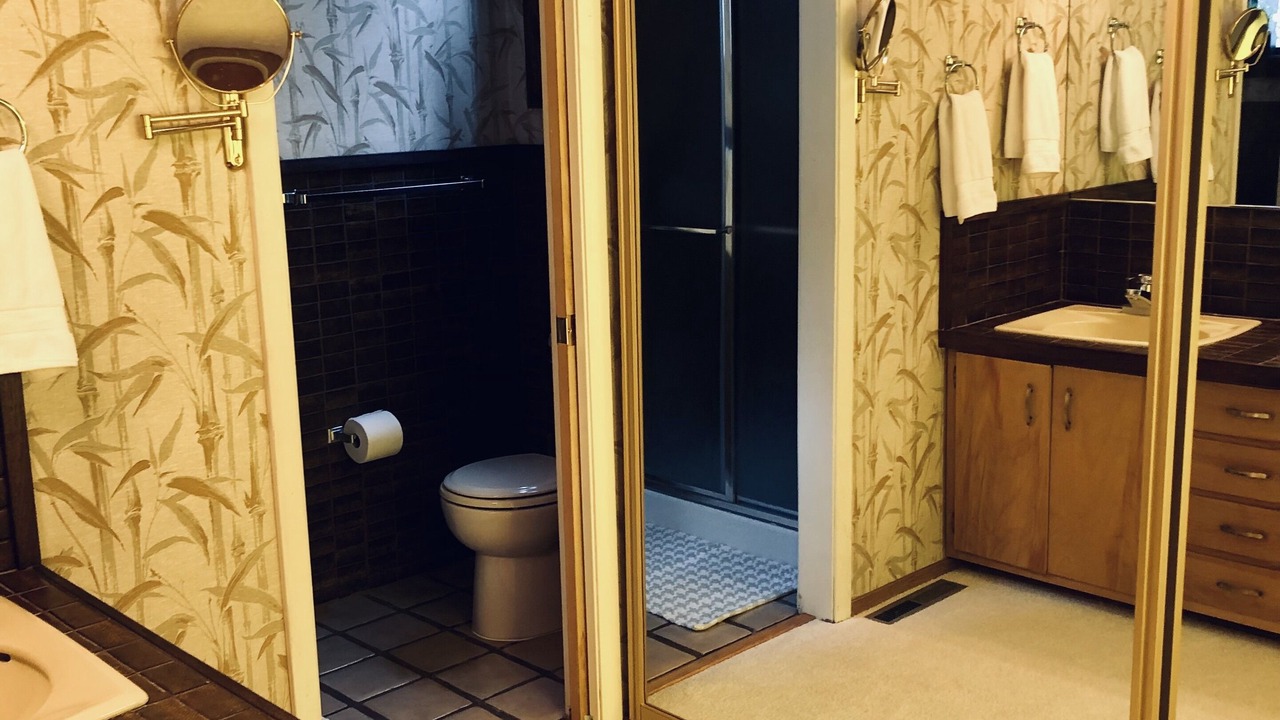Photo of Bathroom in Lake Forest