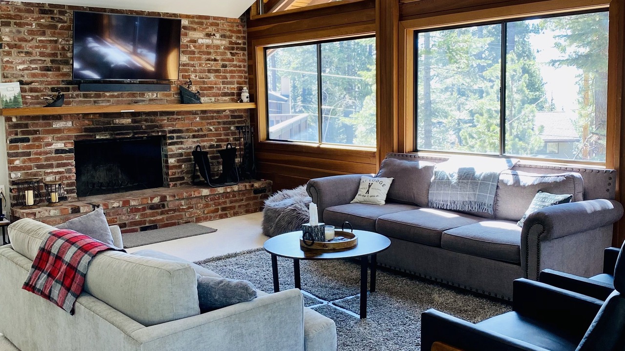 Photo of Livingroom in Lake Forest