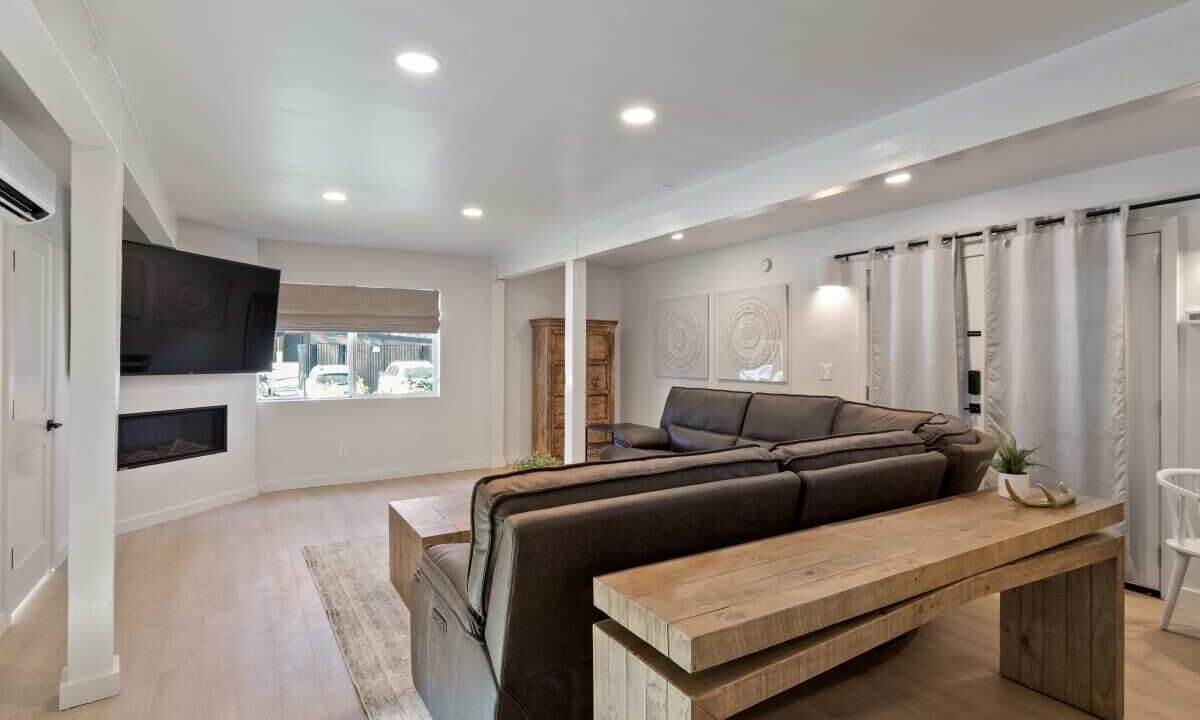 Photo of Bedroom in Lakeside Park