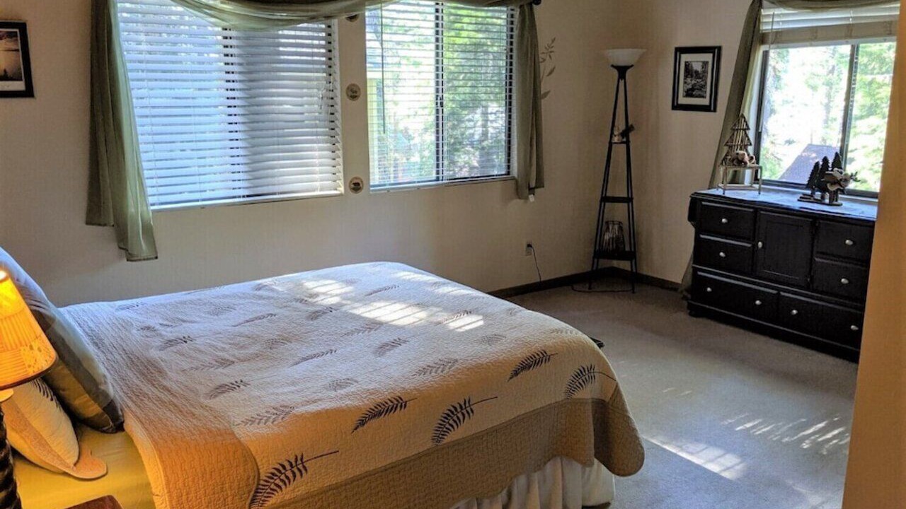 Photo of Bedroom in Kingswood Estates