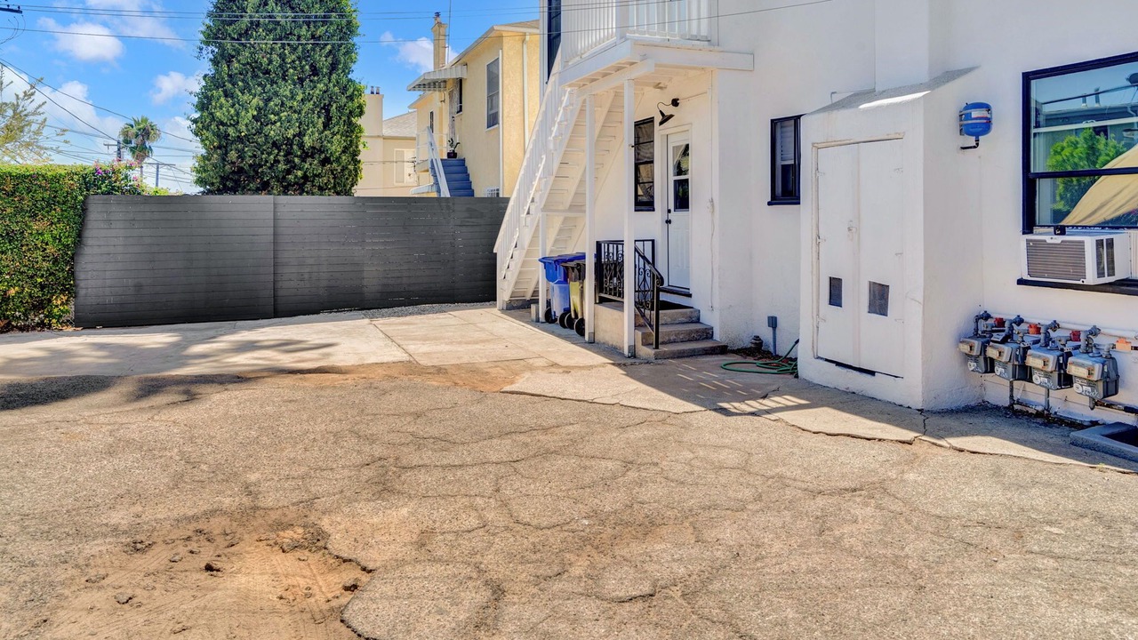 Photo of Outdoor in Mid City