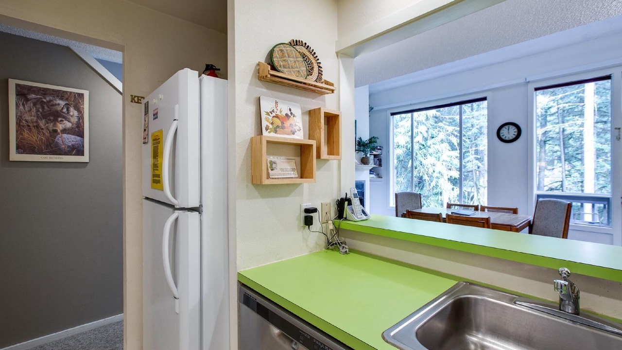 Photo of Kitchen in Glacier