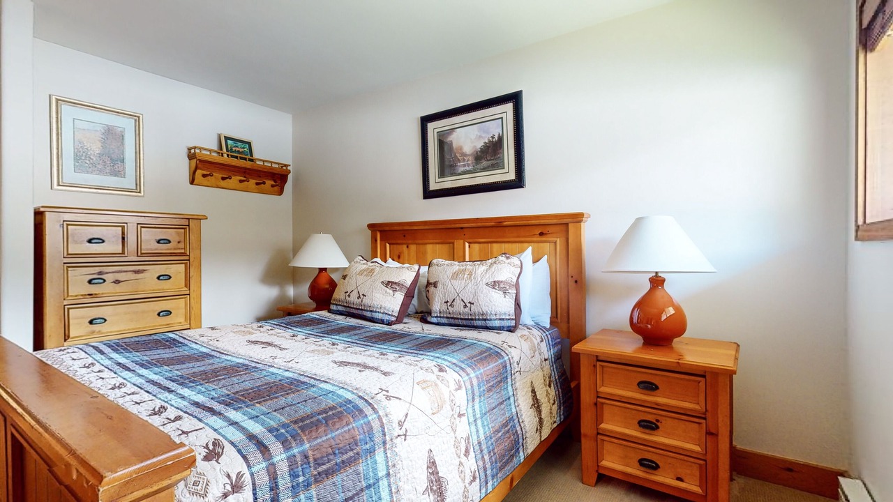 Photo of Bedroom in Mammoth Lakes
