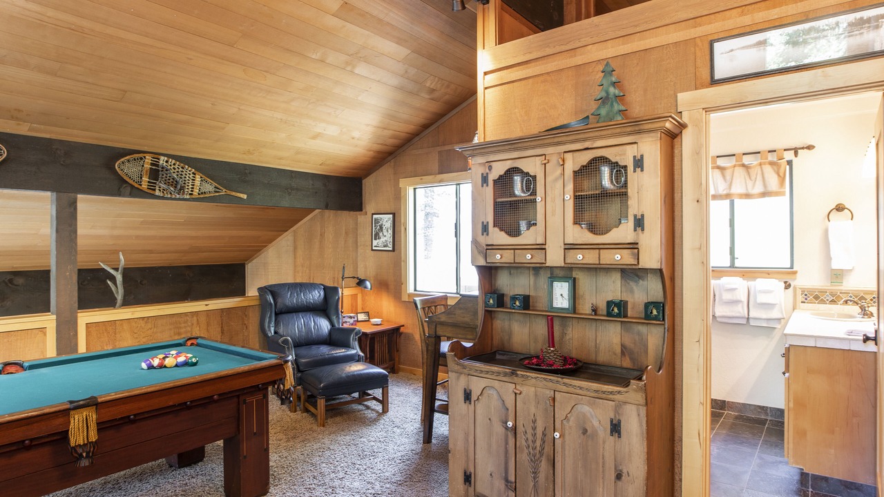 Photo of Bedroom in Carnelian Bay