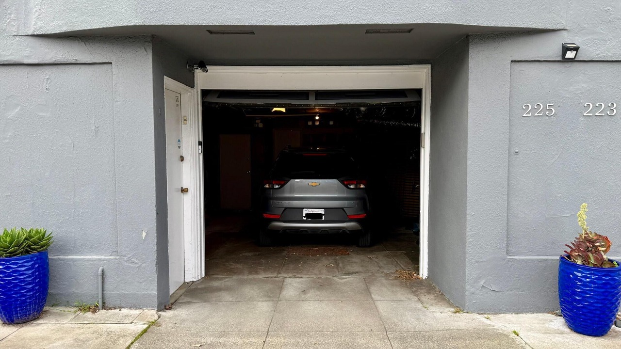 Photo of Others in Richmond District