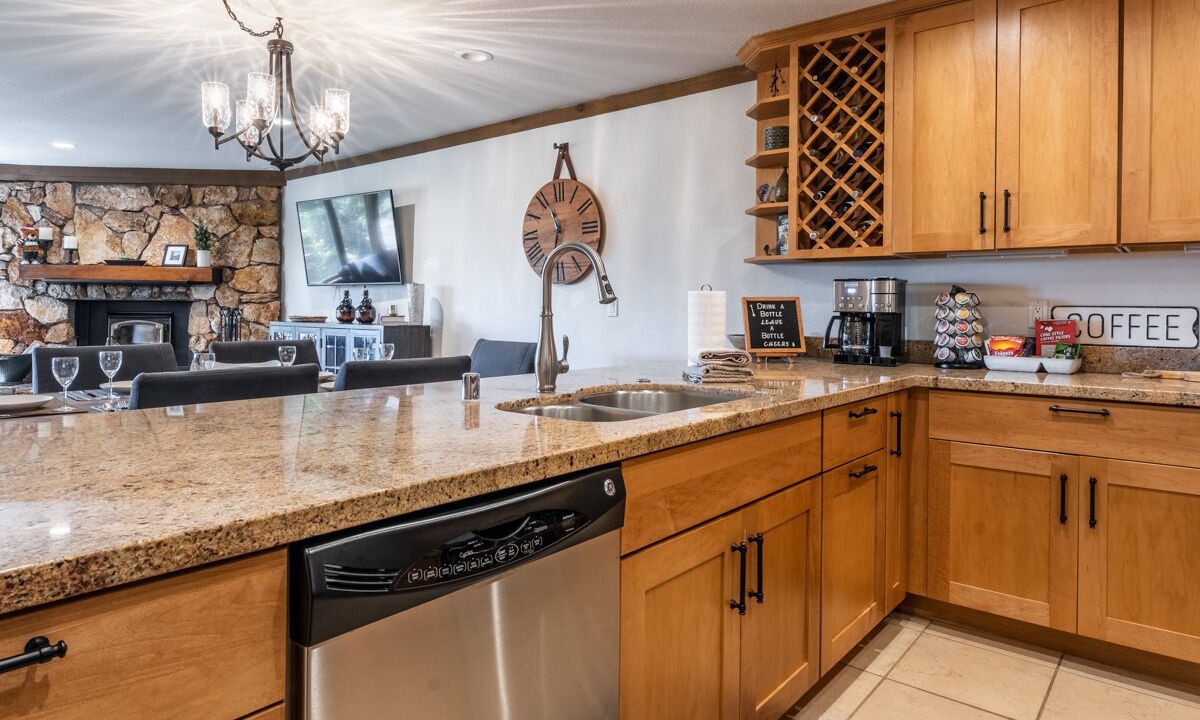 Photo of Kitchen in Mammoth Lakes