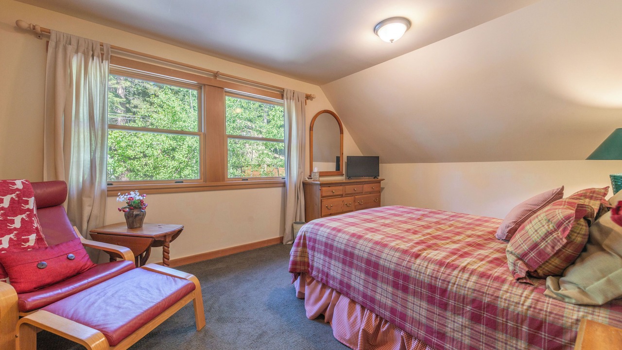 Photo of Bedroom in Ridgewood