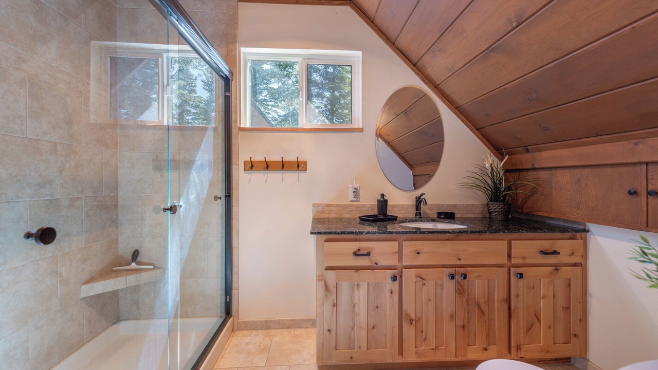 Photo of Bathroom in Ridgewood