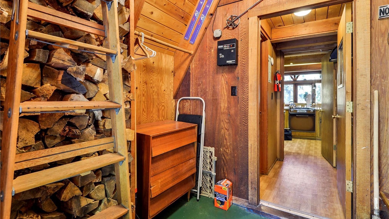 Photo of Bedroom in Alpine Meadows
